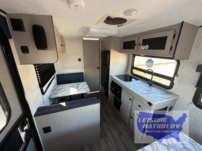 Coachmen RV Remote 17R interior