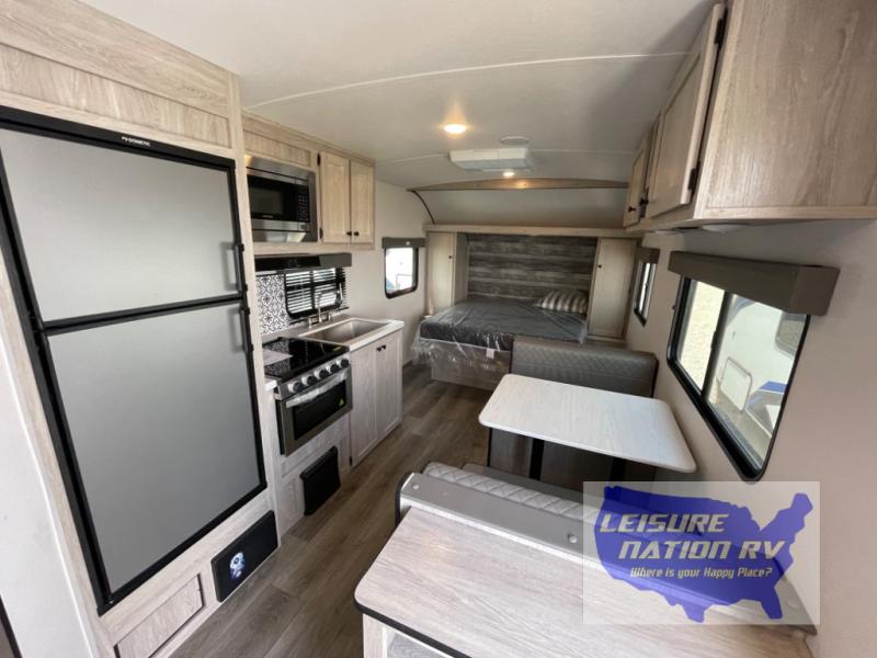 Riverside RV Intrepid 211